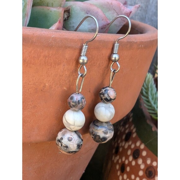 Vintage Leopard Skin Jasper Stone Dangle Earrings - Picture 2 of 10